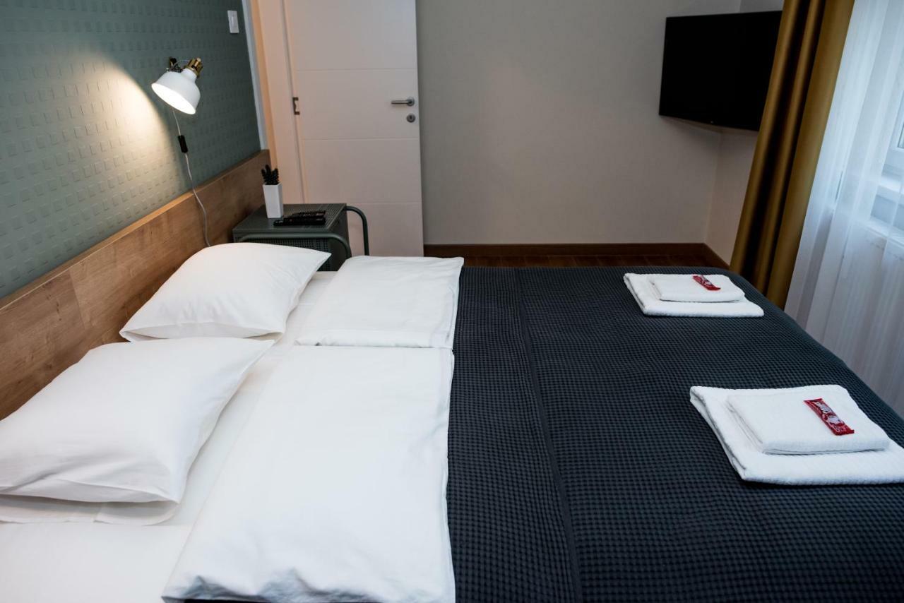 Apartman Donner Centar IV スボティツァ エクステリア 写真